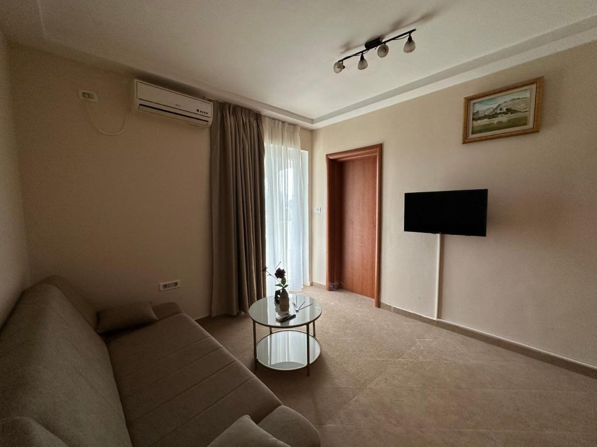 Vila Danica Tivat Apartment Exterior photo